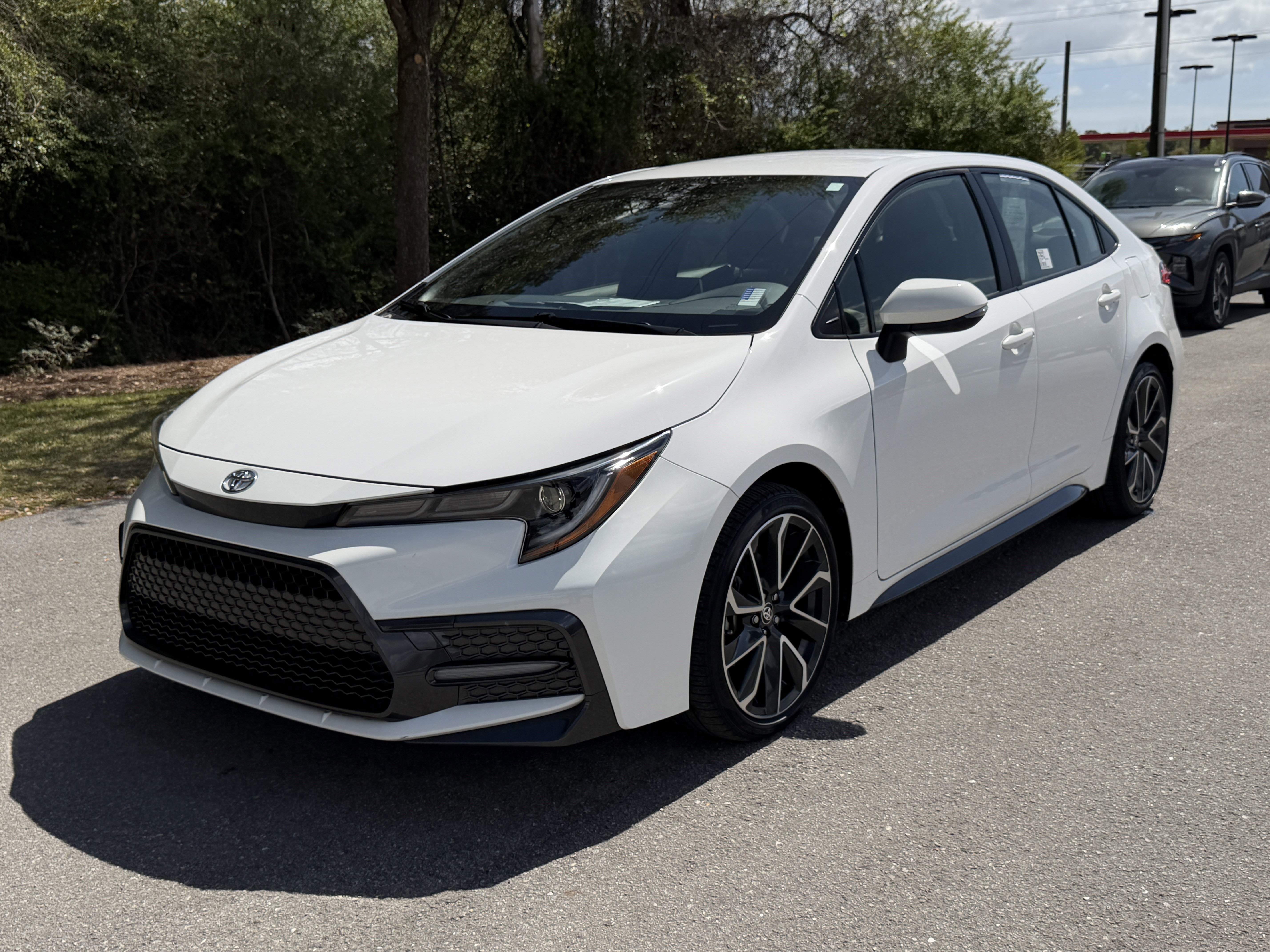Used 2021 Toyota Corolla SE FWD image 37