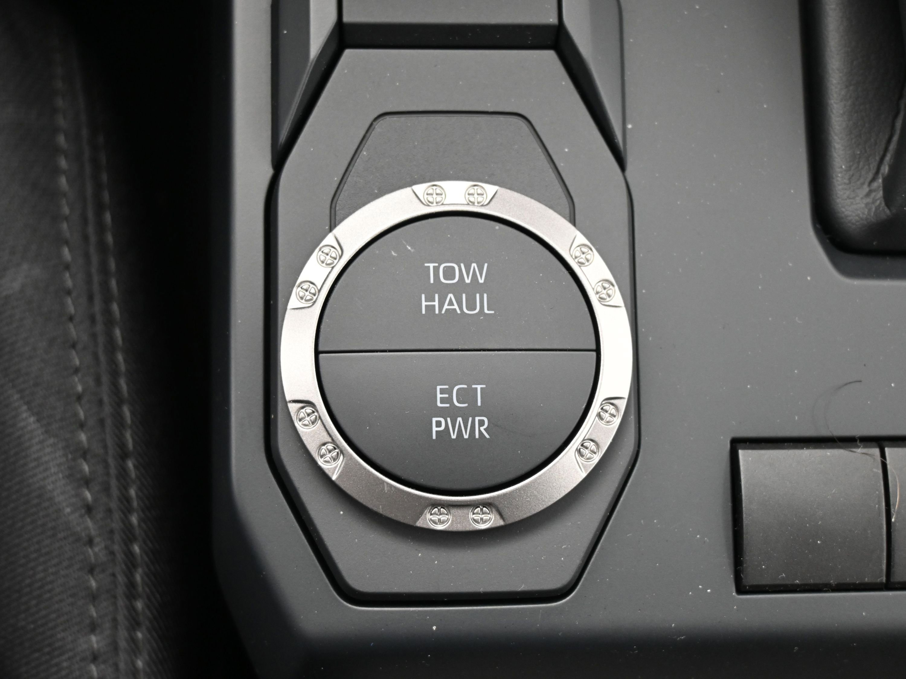 Used 2024 Toyota Tacoma SR5 image 12