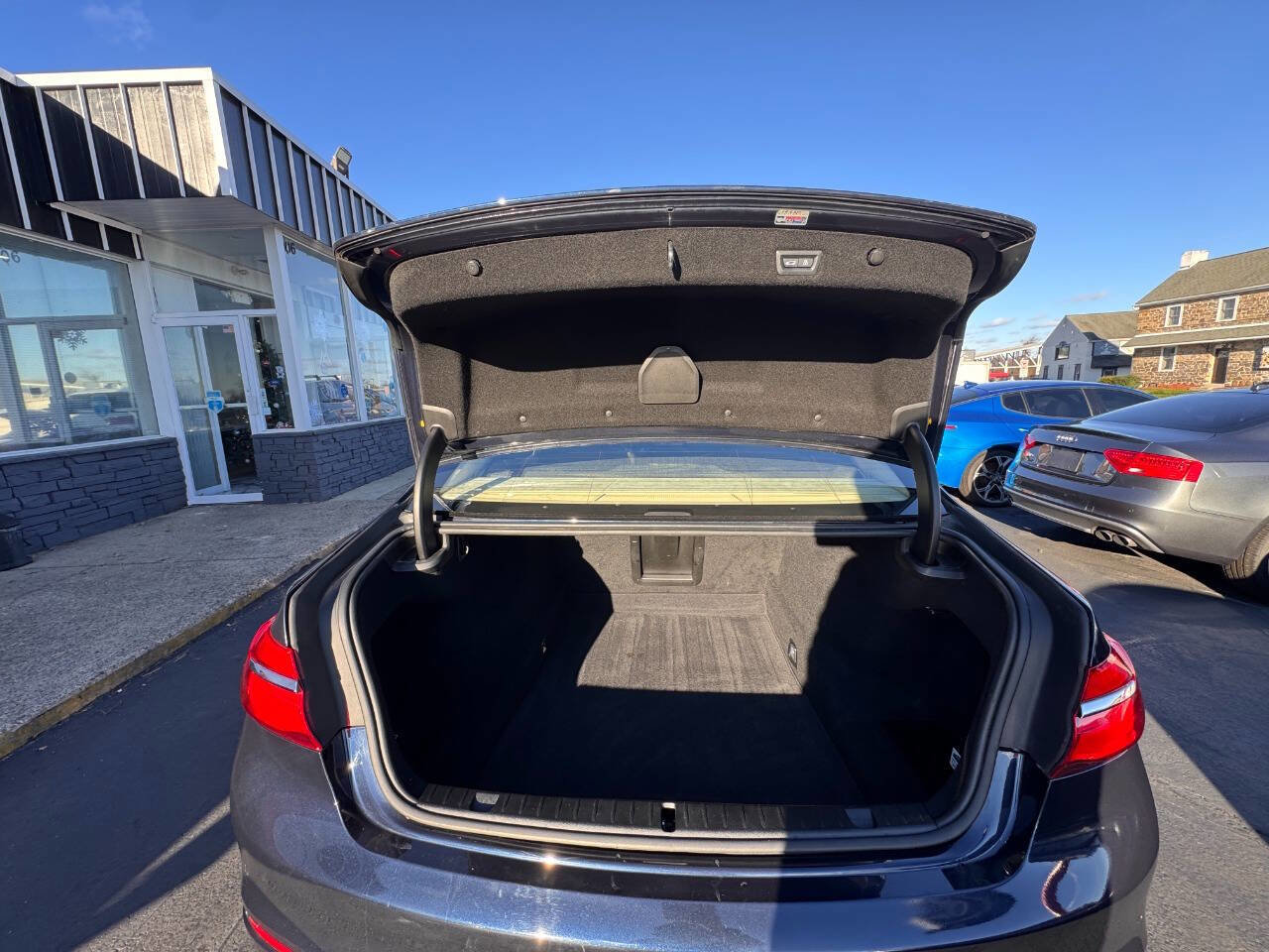 Used 2016 BMW 750i xDrive AWD/4WD image 31