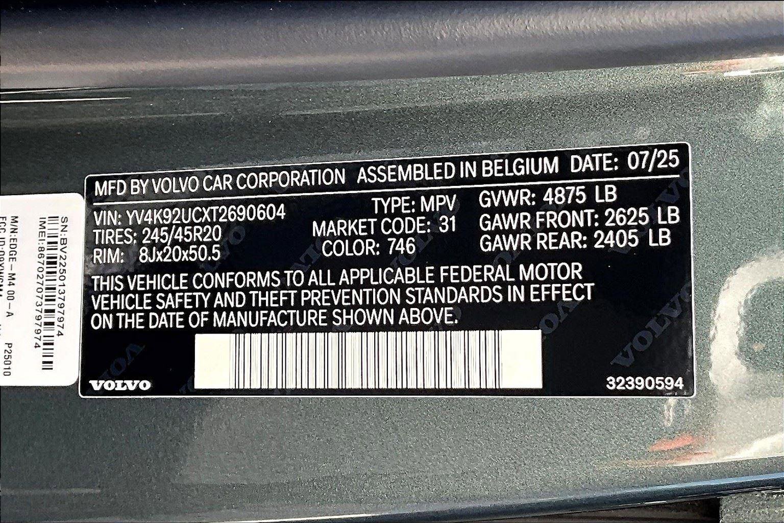 New 2026 Volvo XC40 B4 Plus w/ Protection Package Premier image 24