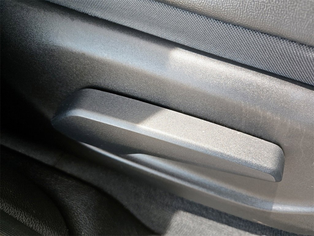 Used 2023 Jeep Grand Cherokee L Laredo image 29