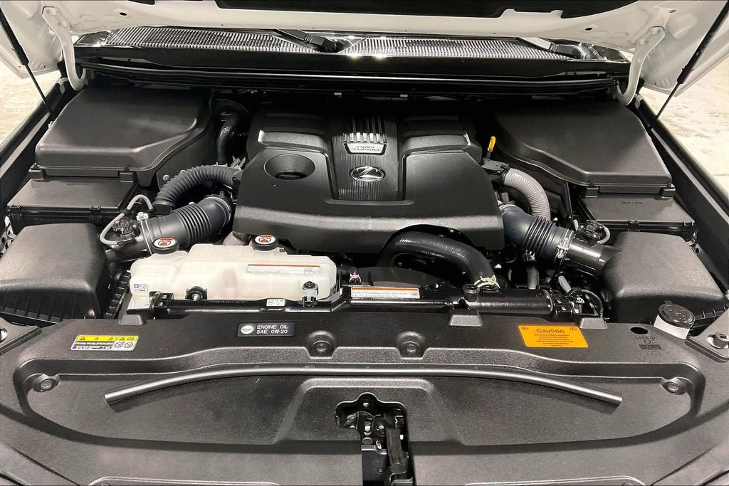 Used 2025 Lexus GX 550 image 12