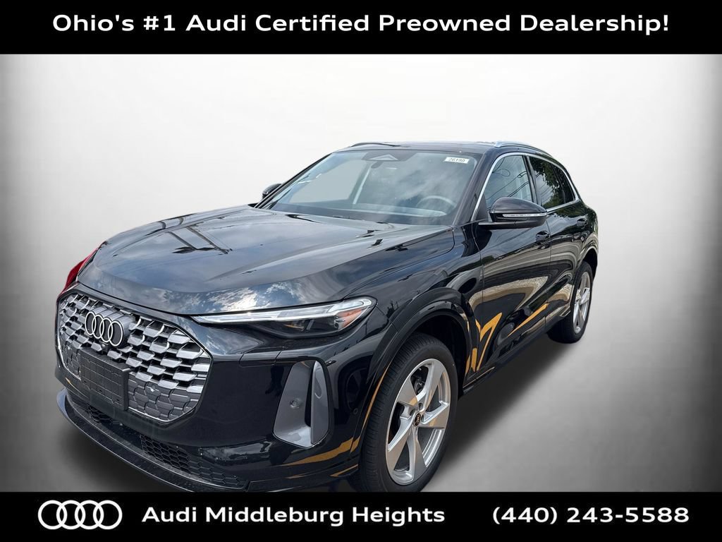 Used 2026 Audi Q5 Premium Plus w/ Premium Plus AWD/4WD image 4