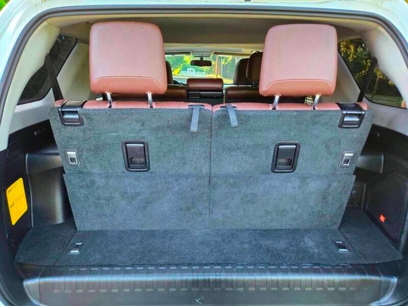 Used 2018 Toyota 4Runner Limited image 19