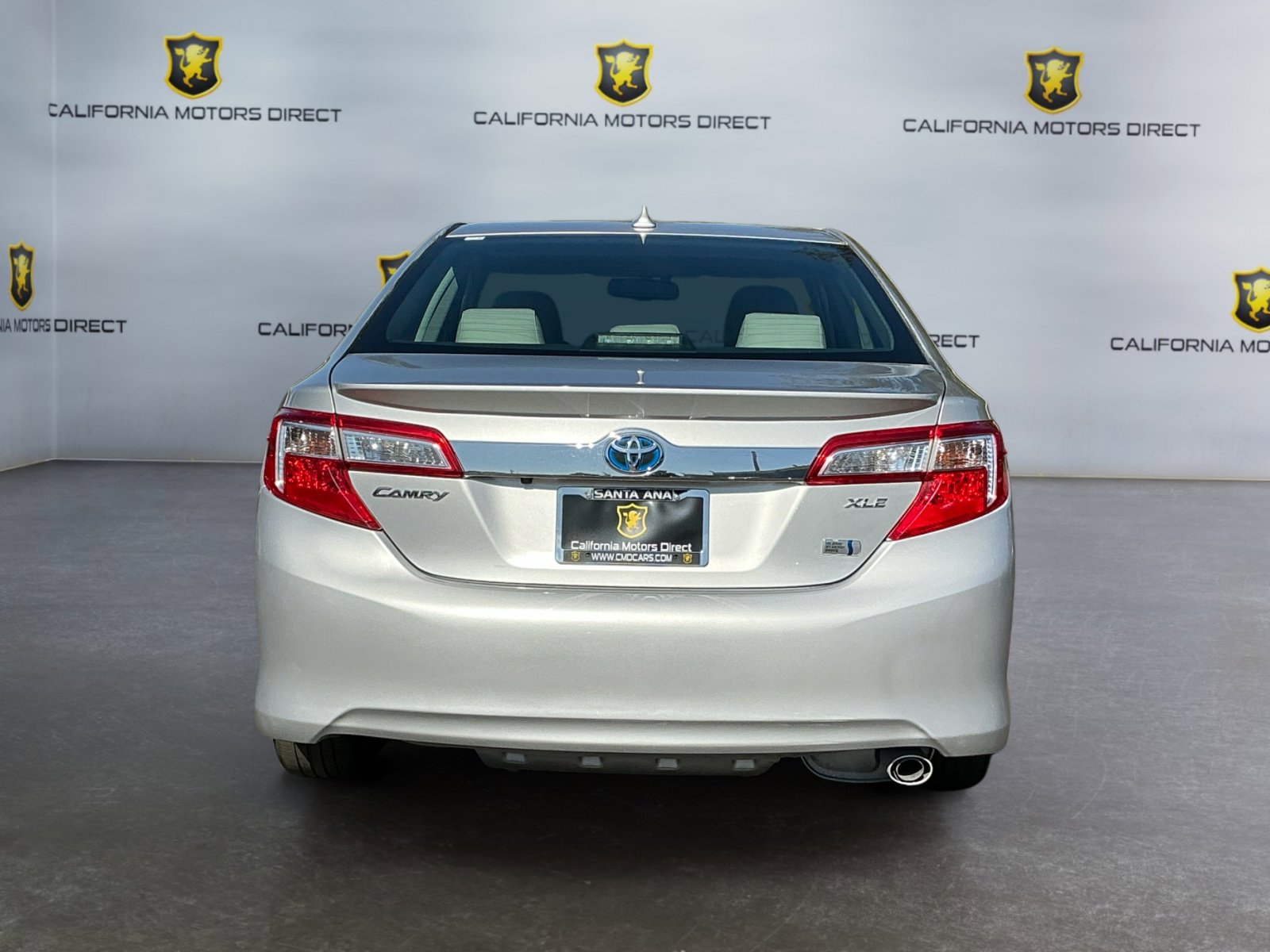 Used 2012 Toyota Camry XLE w/ Leather Pkg FWD image 6