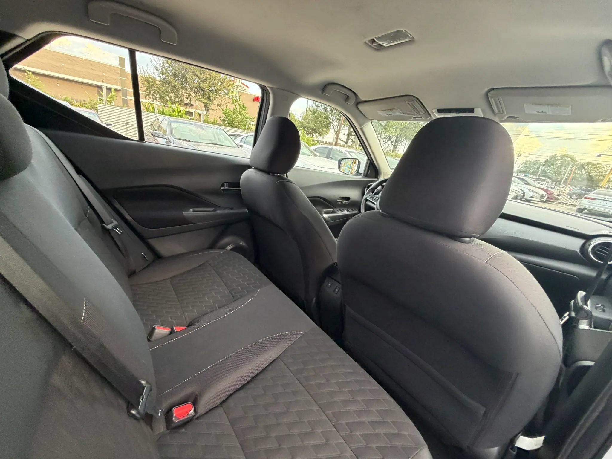 Used 2021 Nissan Kicks SV FWD image 16