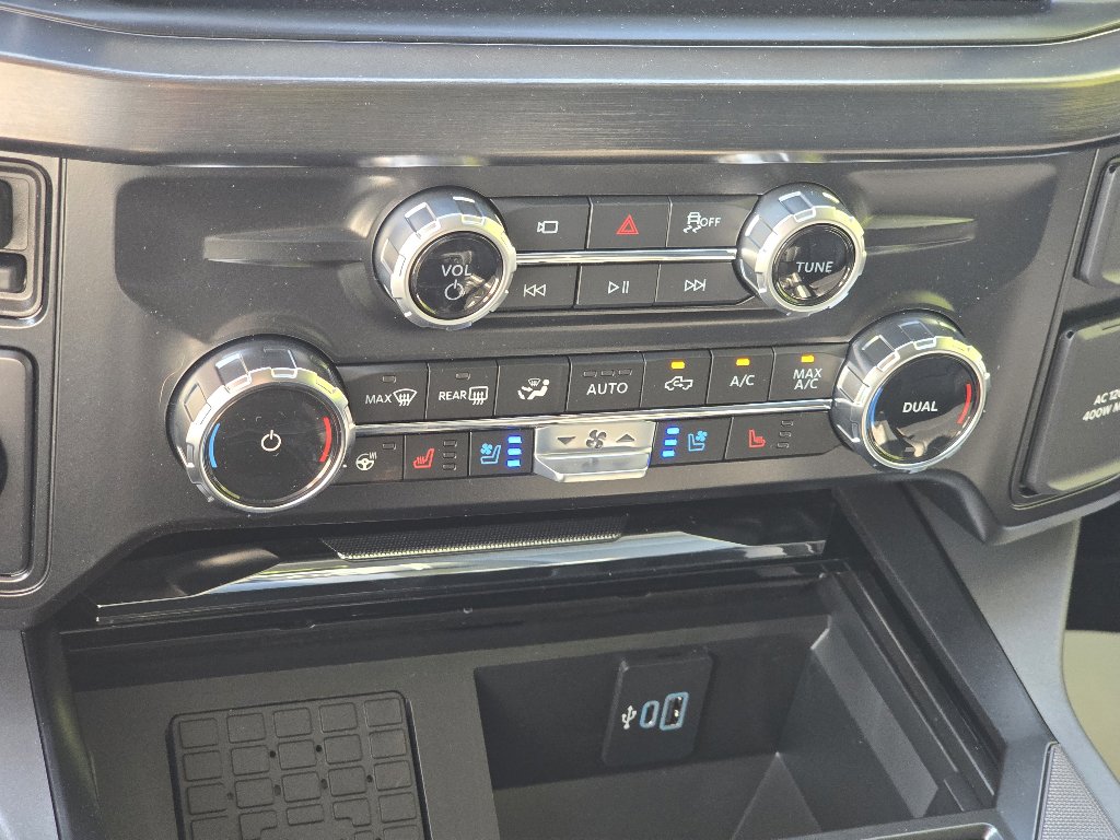 New 2026 Ford F350 Lariat image 16