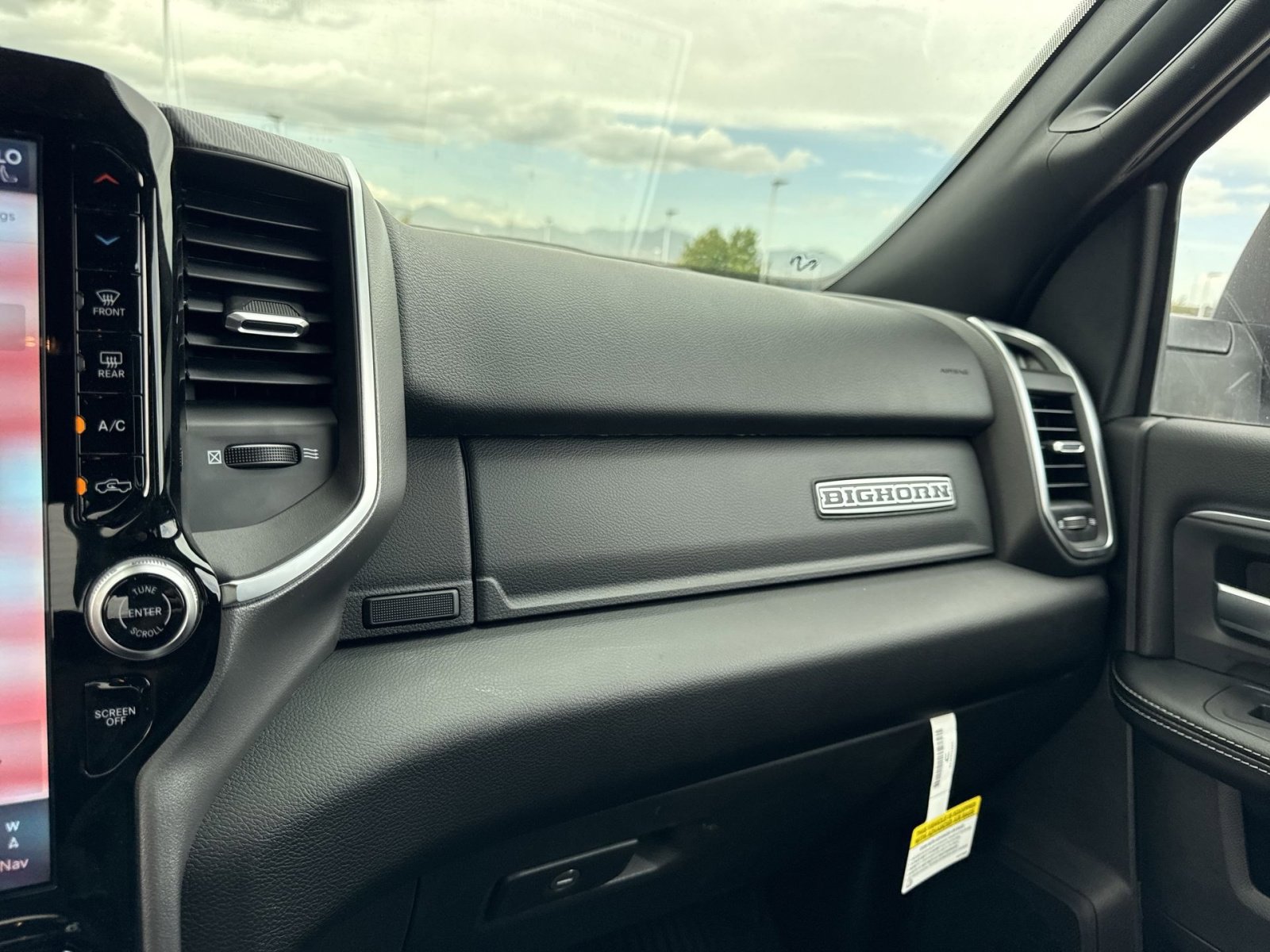 New 2025 RAM 2500 Big Horn AWD/4WD image 22