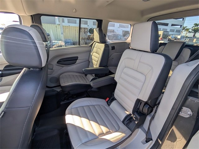 Certified 2023 Ford Transit Connect Titanium w/ Trailer Tow Package image 7