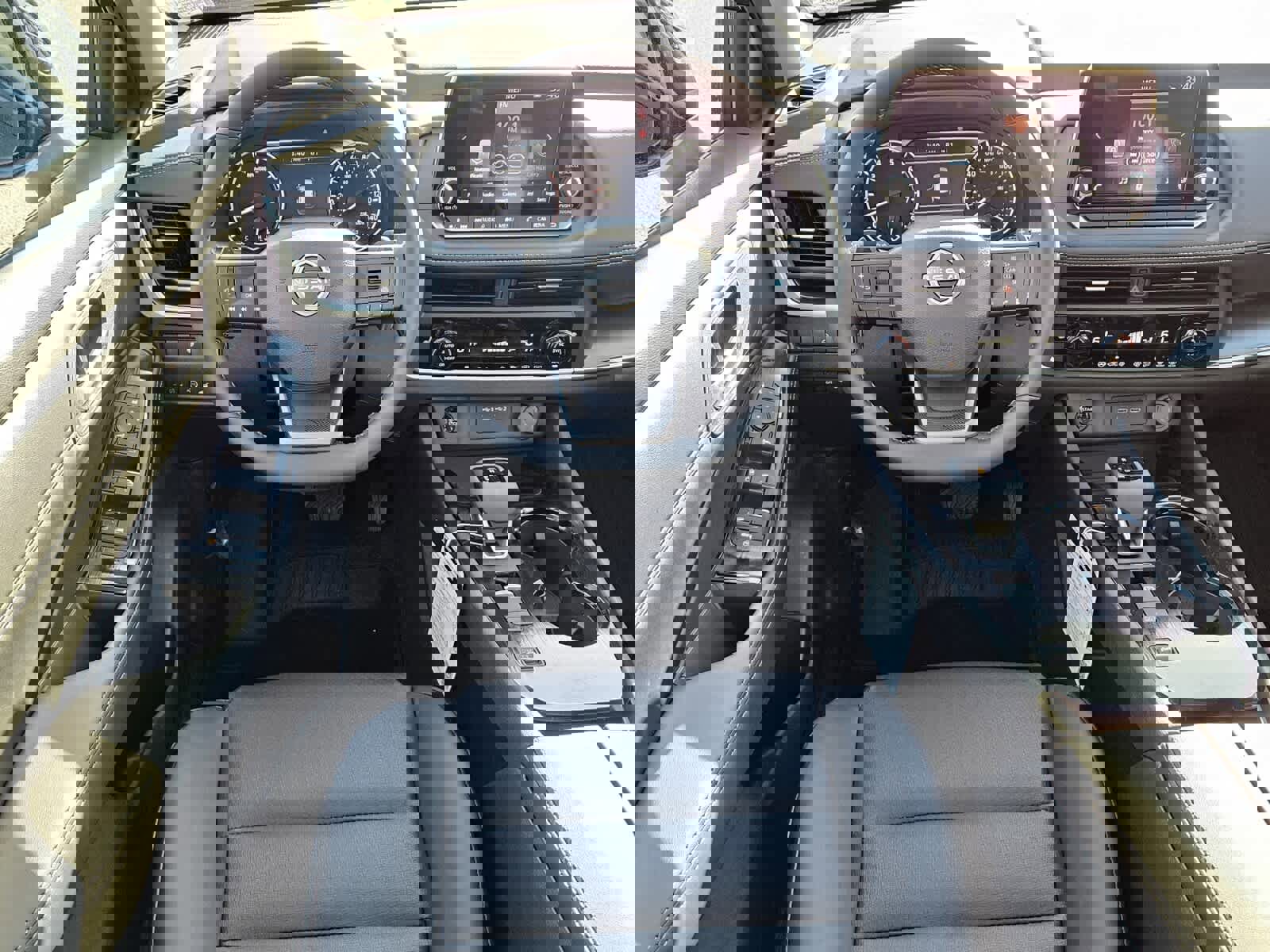 New 2026 Nissan Rogue SV image 5