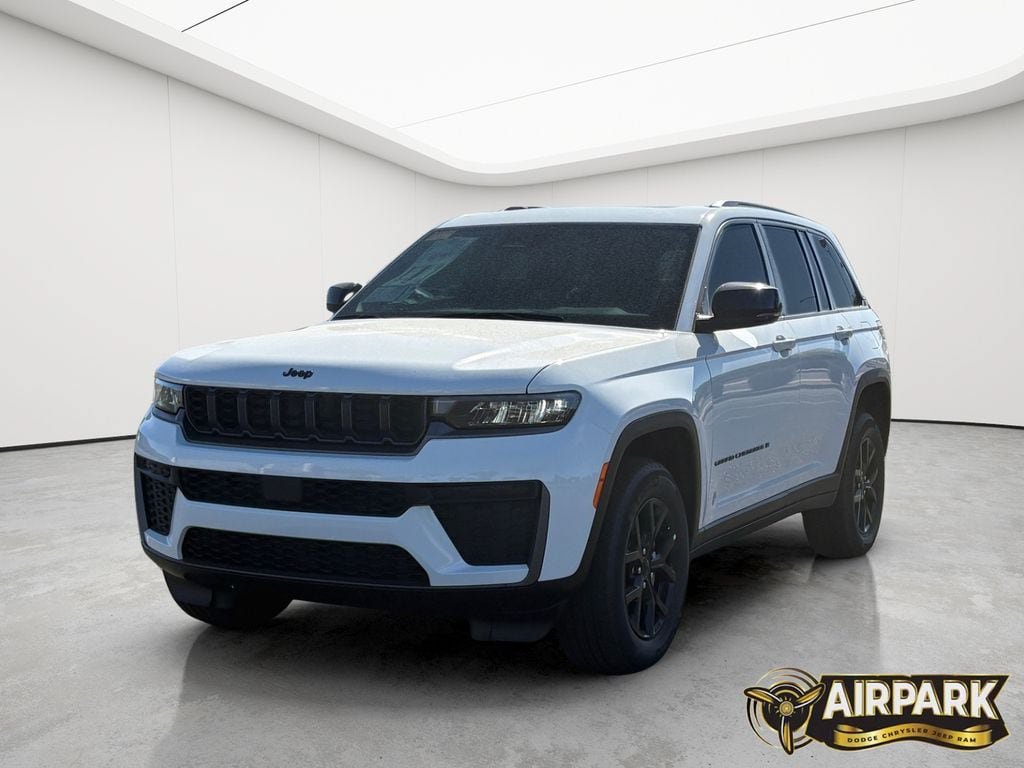 New 2026 Jeep Grand Cherokee Altitude AWD/4WD image 8