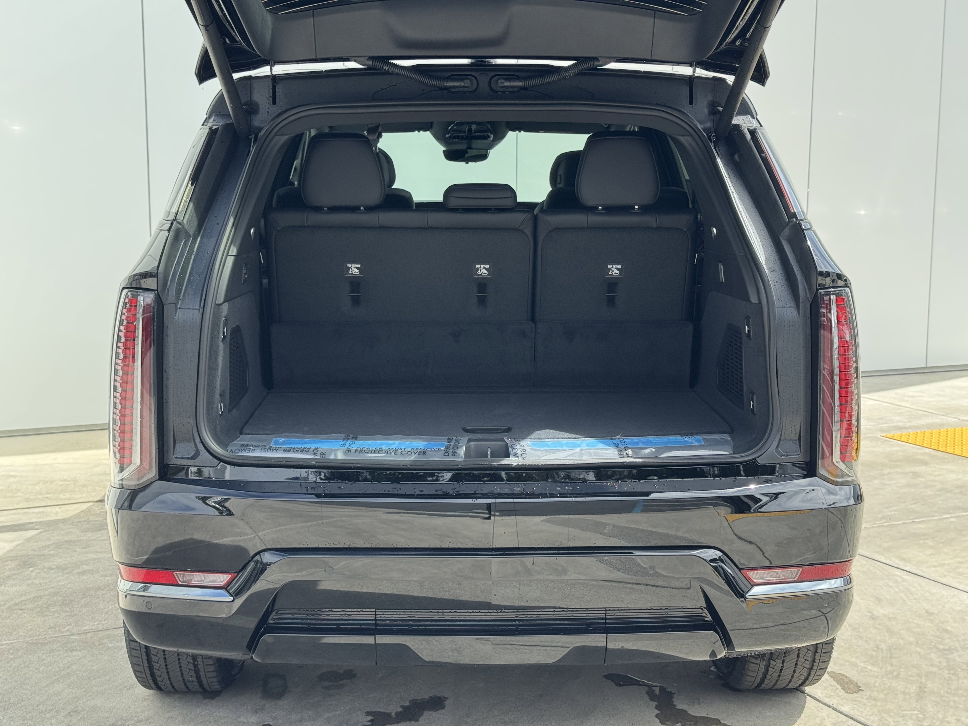 New 2025 Cadillac Escalade IQ Sport 1 w/ Smart Trailering package image 9