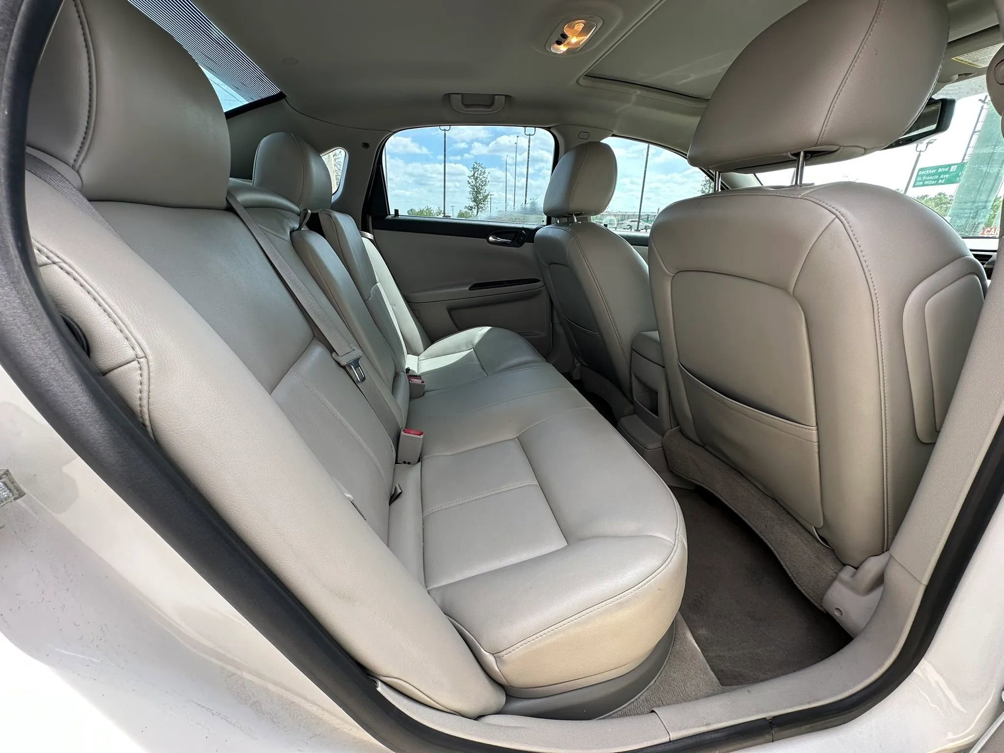 Used 2013 Chevrolet Impala LTZ image 17