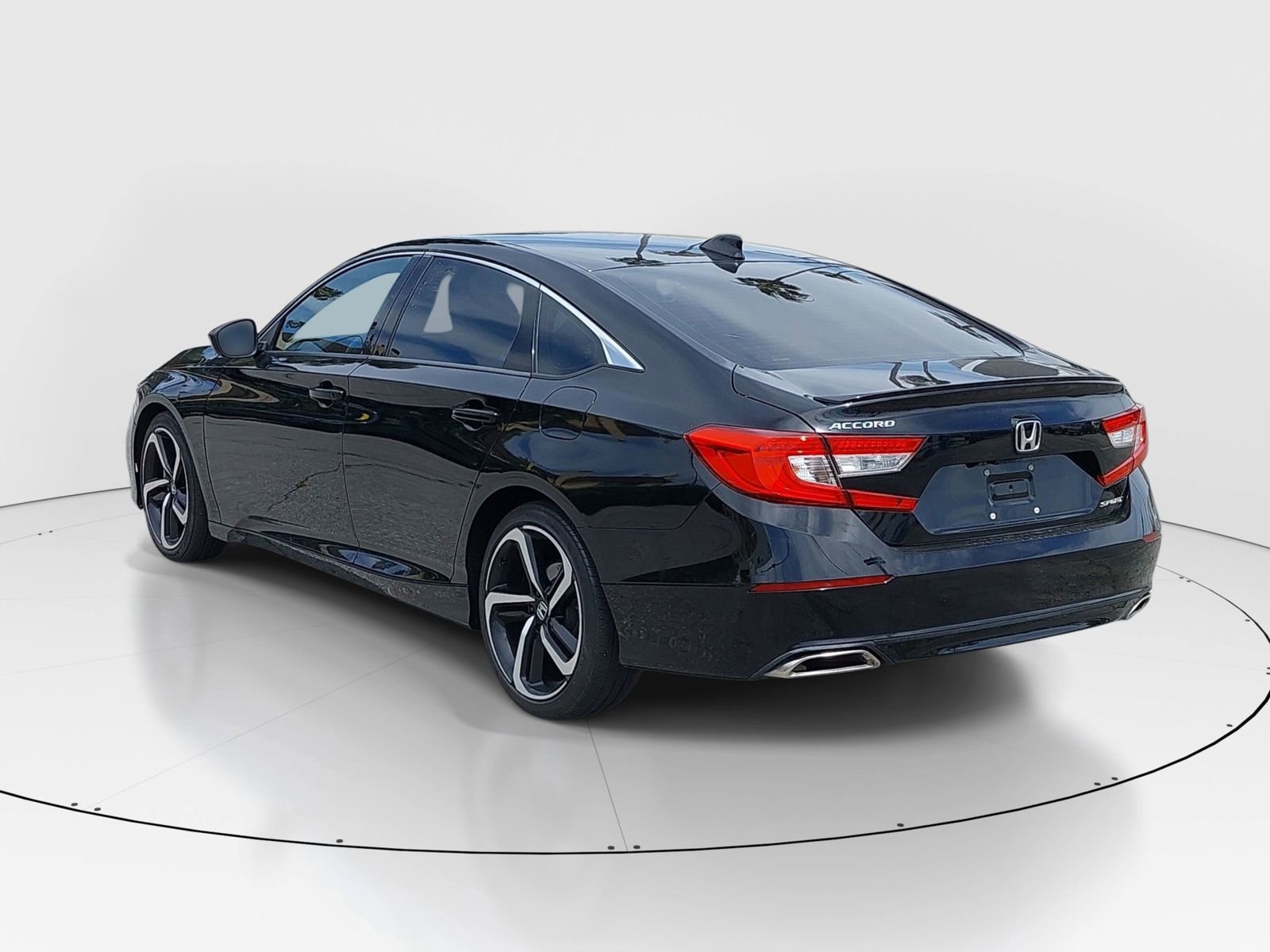 Used 2022 Honda Accord Sport image 5