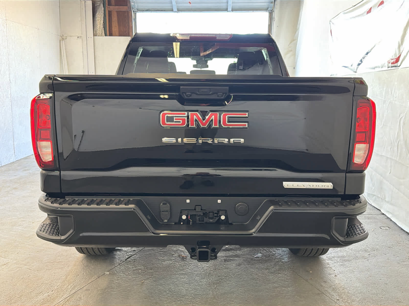 New 2026 GMC Sierra 1500 Elevation image 6