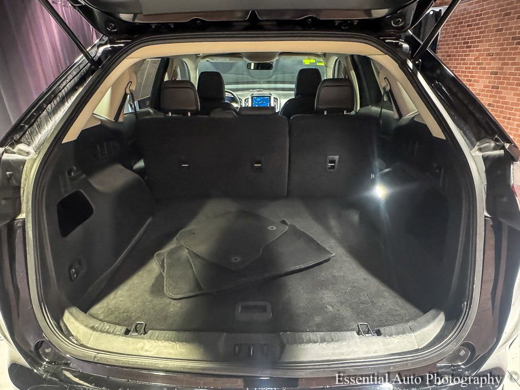 Used 2024 Ford Edge SEL image 28