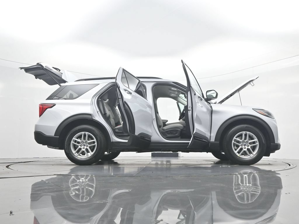 New 2026 Ford Explorer Active w/ Active Comfort Package RWD image 54
