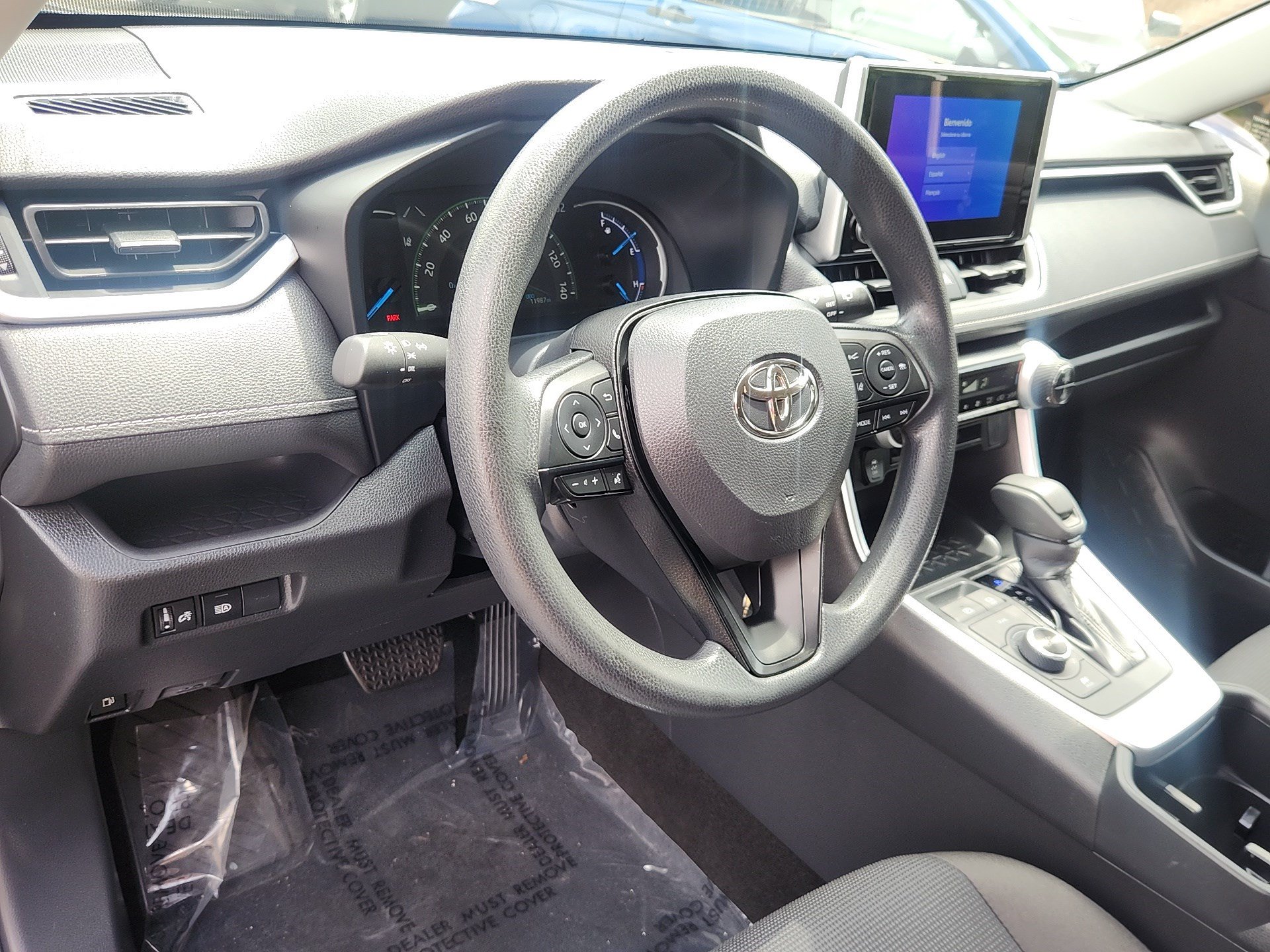Certified 2025 Toyota RAV4 LE AWD/4WD image 11