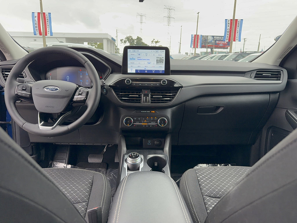 Certified 2023 Ford Escape Active AWD/4WD image 27