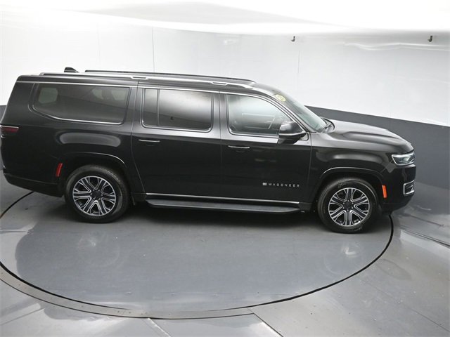 Used 2023 Jeep Wagoneer L Series II image 50