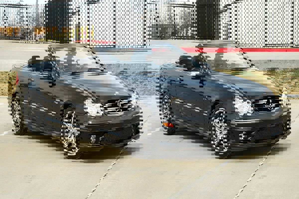 Used 2007 Mercedes-Benz CLK 63 AMG Cabriolet image 2