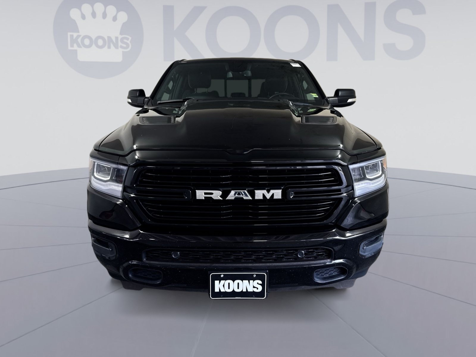Used 2019 RAM 1500 Laramie w/ Sport Appearance Package AWD/4WD image 11