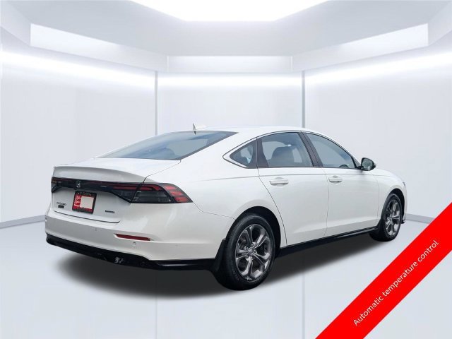 Used 2023 Honda Accord EX-L image 3