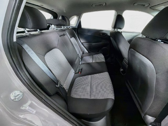 Used 2023 Hyundai Kona SE w/ Cargo Package AWD/4WD image 31