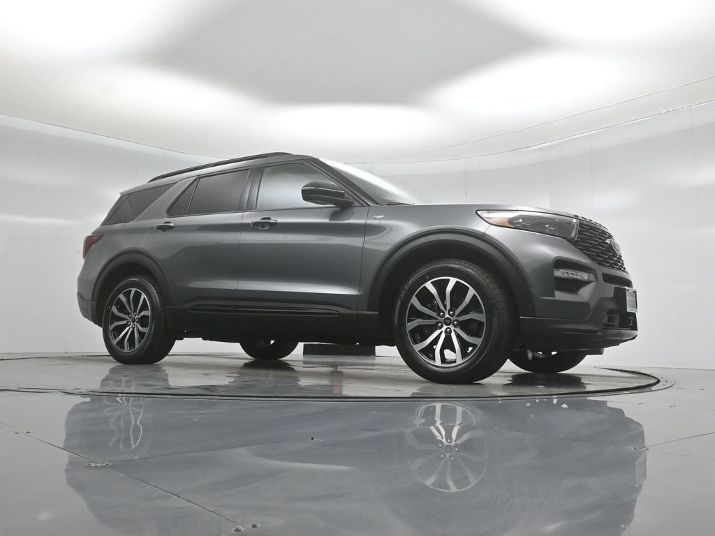 Certified 2022 Ford Explorer ST-Line w/ Class IV Trailer Tow Package AWD/4WD image 50
