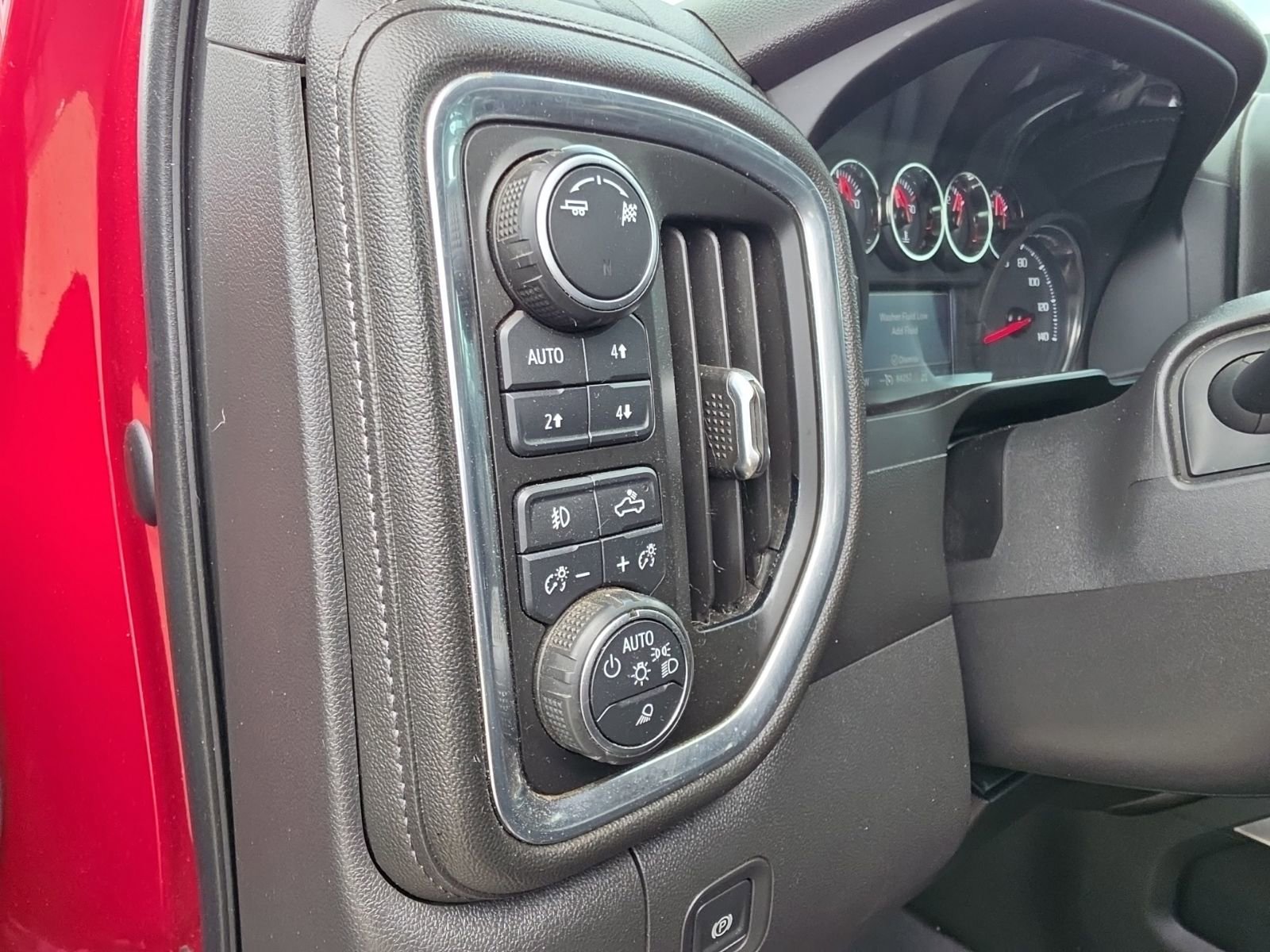 Used 2019 Chevrolet Silverado 1500 LT Trail Boss AWD/4WD image 14