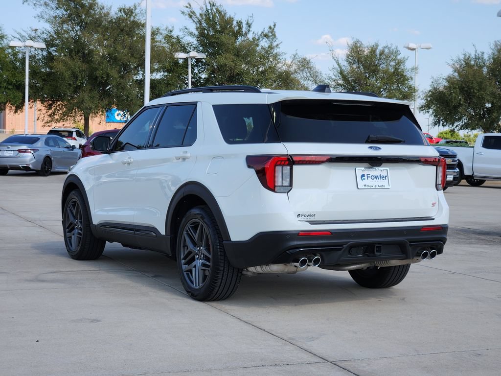 Used 2025 Ford Explorer ST w/ Sun And Sound Package AWD/4WD image 5