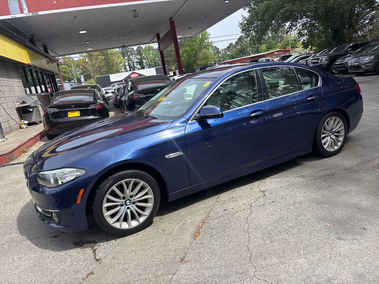 Used 2016 BMW 528i xDrive Sedan image 2