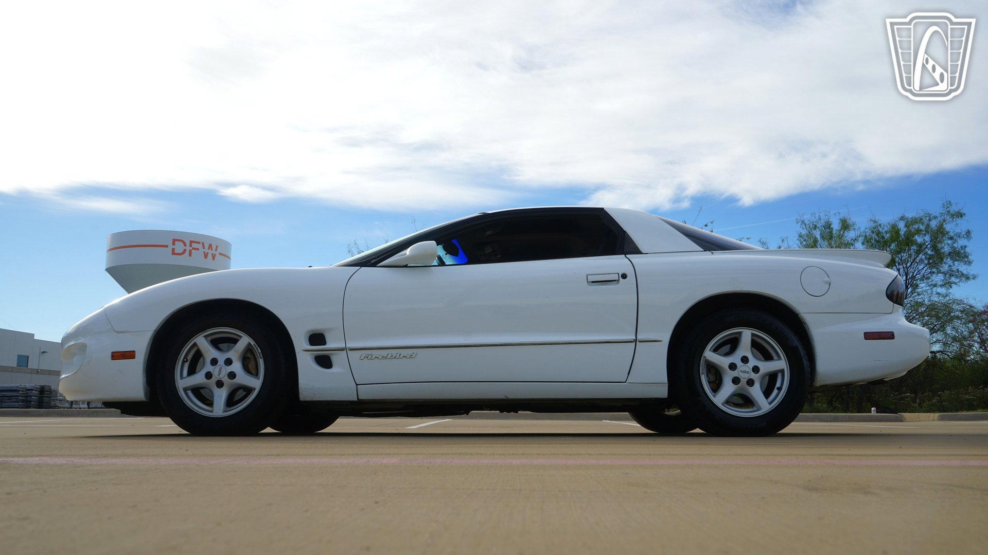 Used 1998 Pontiac Firebird Formula w/ Opt Pkg image 7
