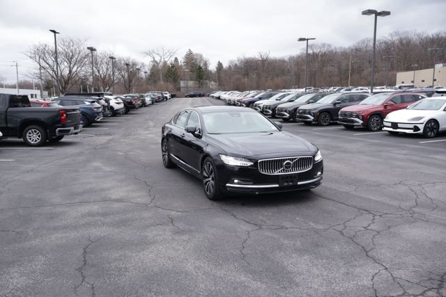 Used 2024 Volvo S90 B6 Plus AWD/4WD image 9