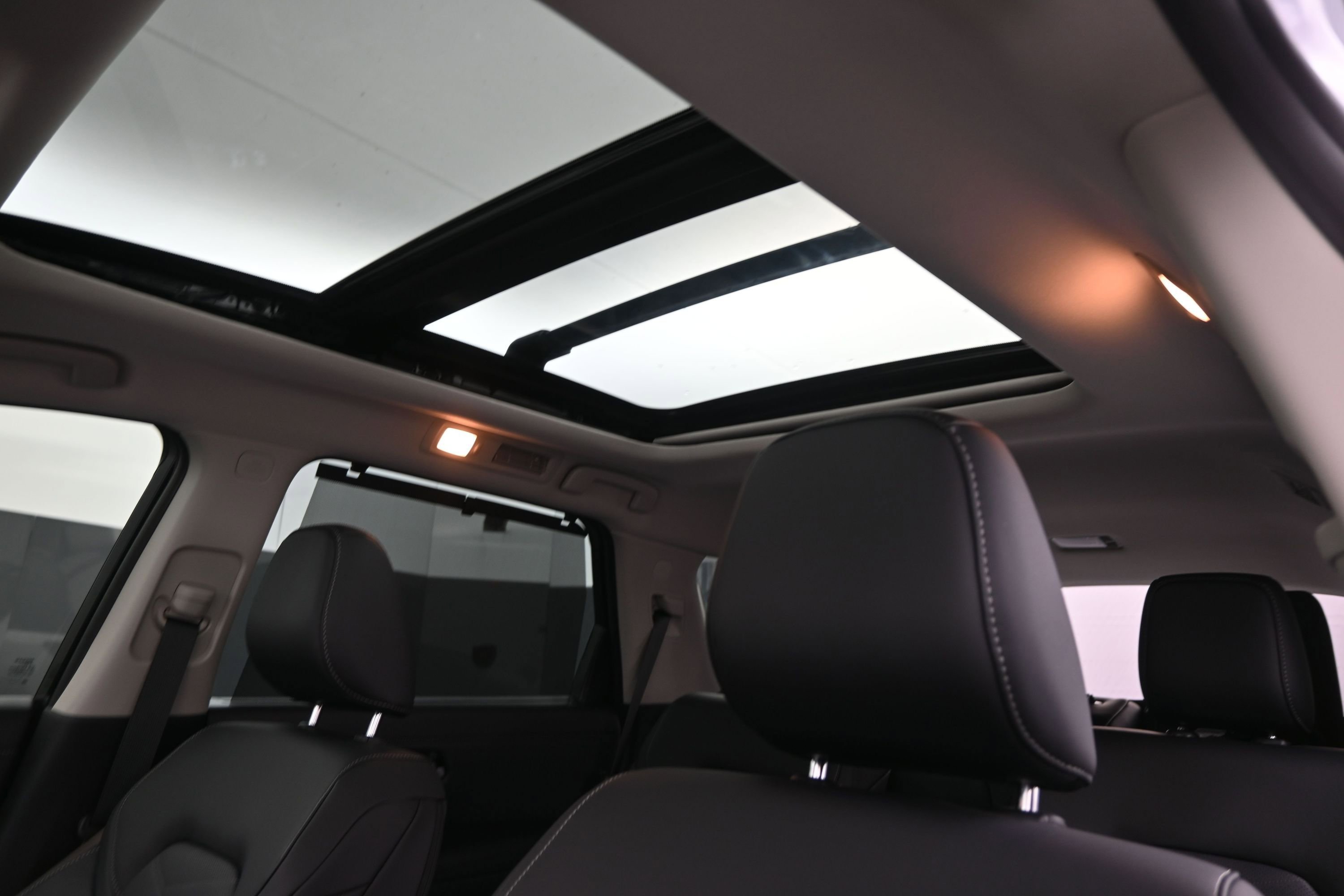 Certified 2025 Nissan Pathfinder Platinum AWD/4WD image 20