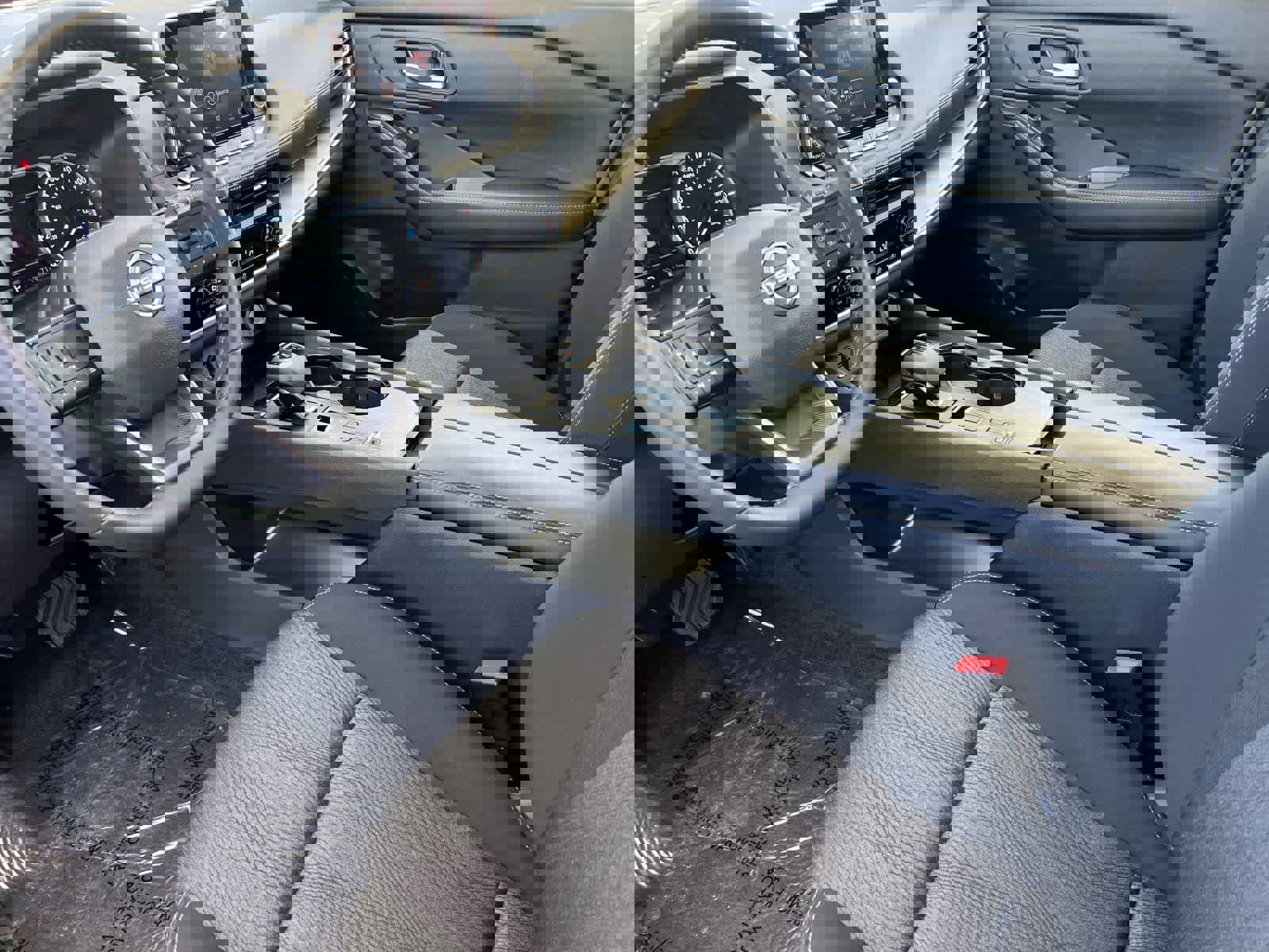 Used 2026 Nissan Rogue SV image 12