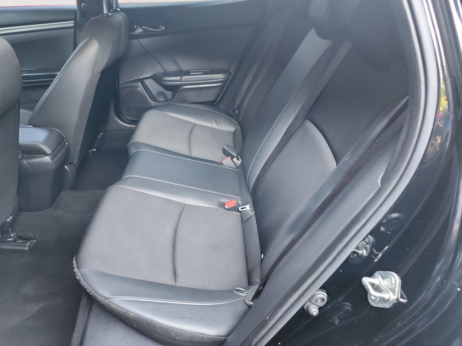 Used 2021 Honda Civic Sport image 13