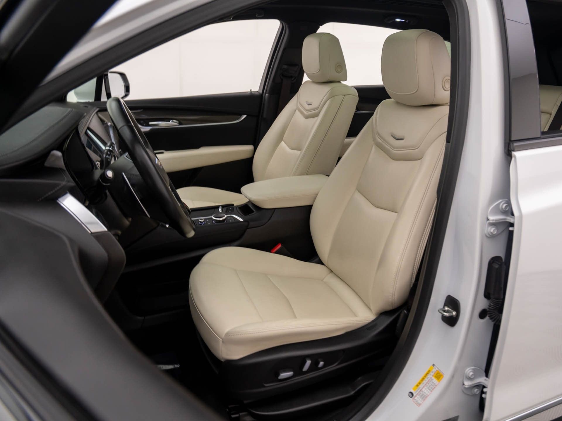 Certified 2022 Cadillac XT5 Sportv image 12