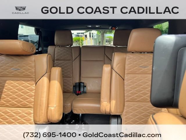 Used 2021 Cadillac Escalade Sport w/ Driver Assist Tech Package AWD/4WD image 25