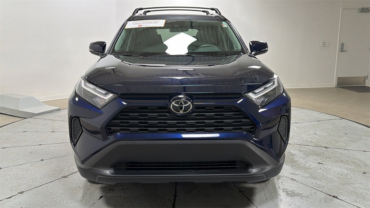 Used 2025 Toyota RAV4 XLE w/ Convenience Package image 2