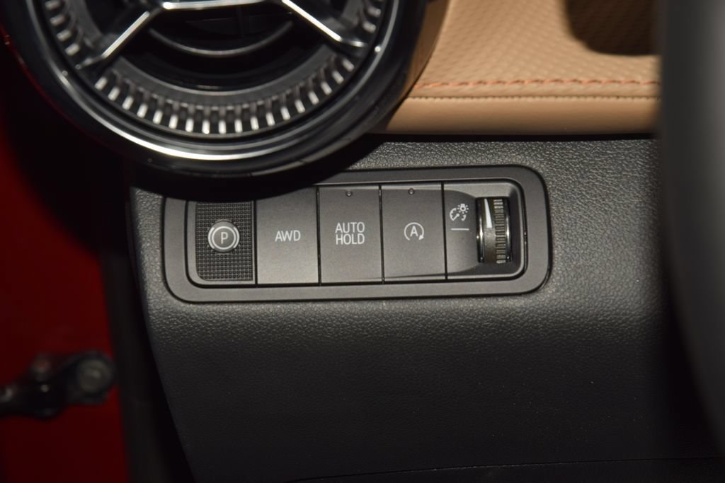 New 2027 Chevrolet Equinox ACTIV w/ Safety and Technology Package AWD/4WD image 36