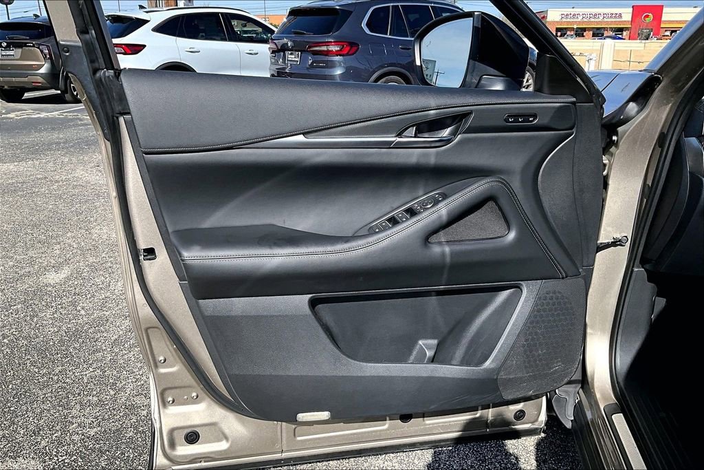 Certified 2023 INFINITI QX60 Luxe w/ Cargo Package image 24