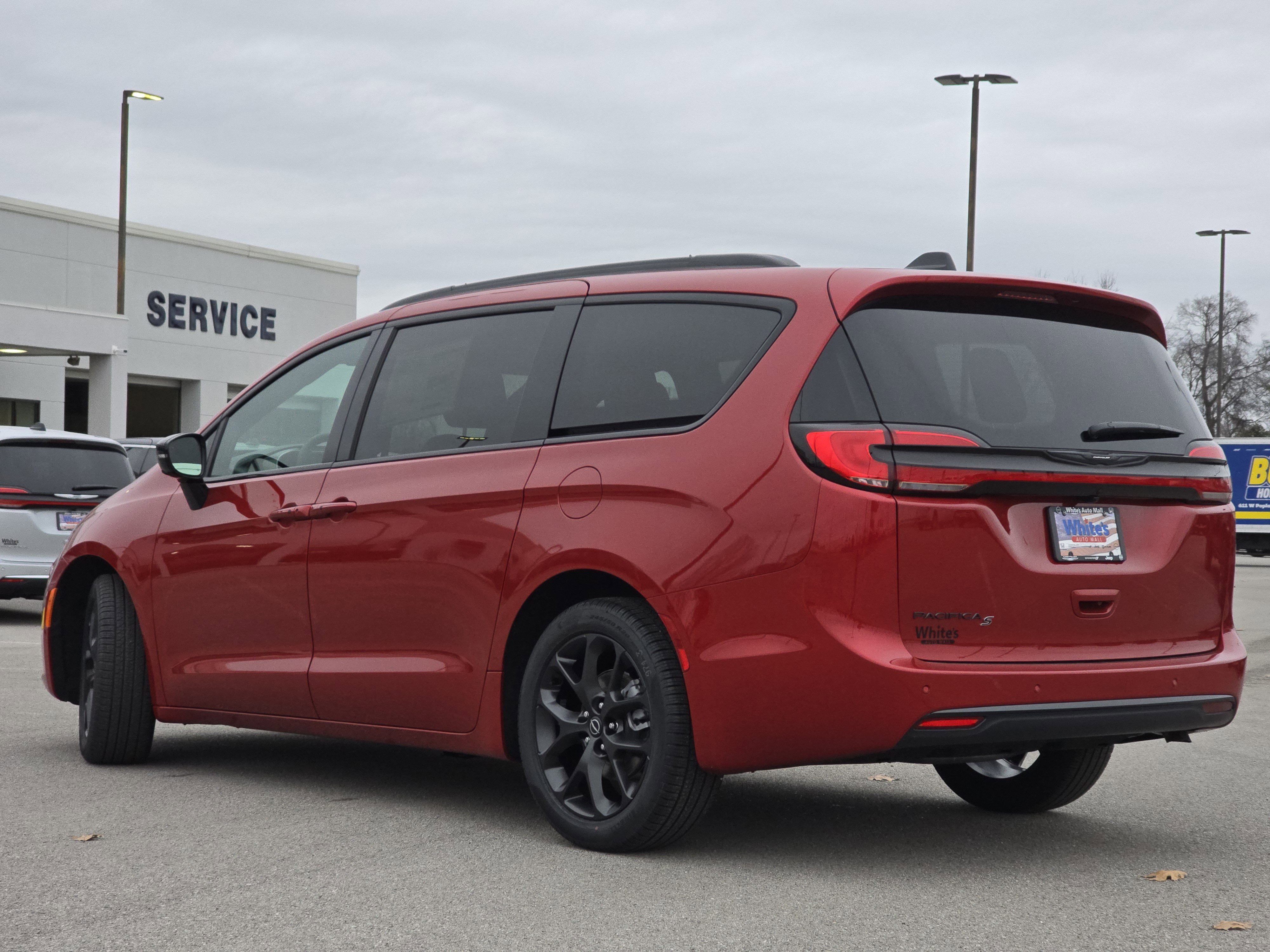 New 2026 Chrysler Pacifica Select FWD image 20