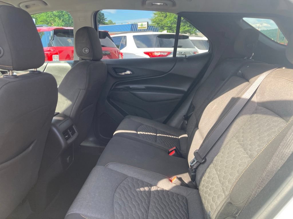 Used 2018 Chevrolet Equinox LT FWD image 15
