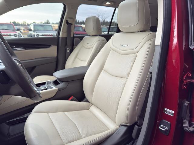 Used 2020 Cadillac XT6 Premium Luxury image 15