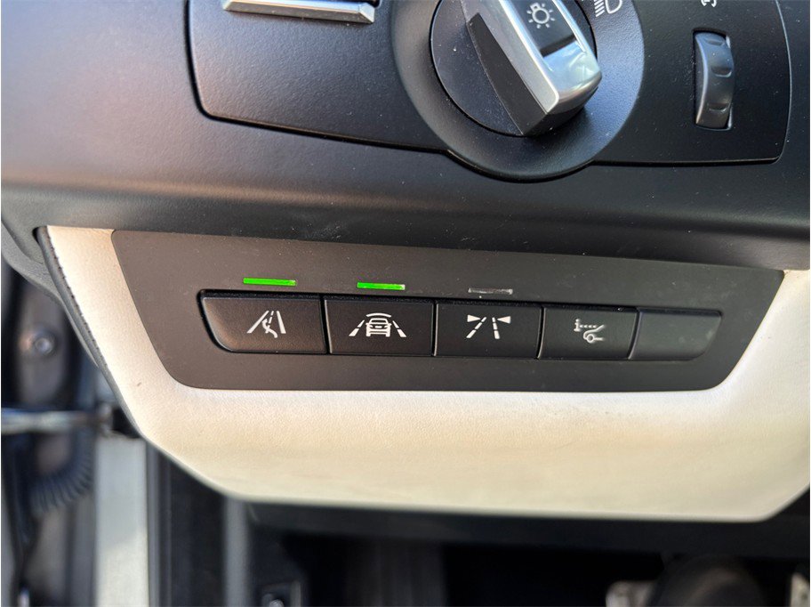 Used 2016 BMW 650i Coupe image 34