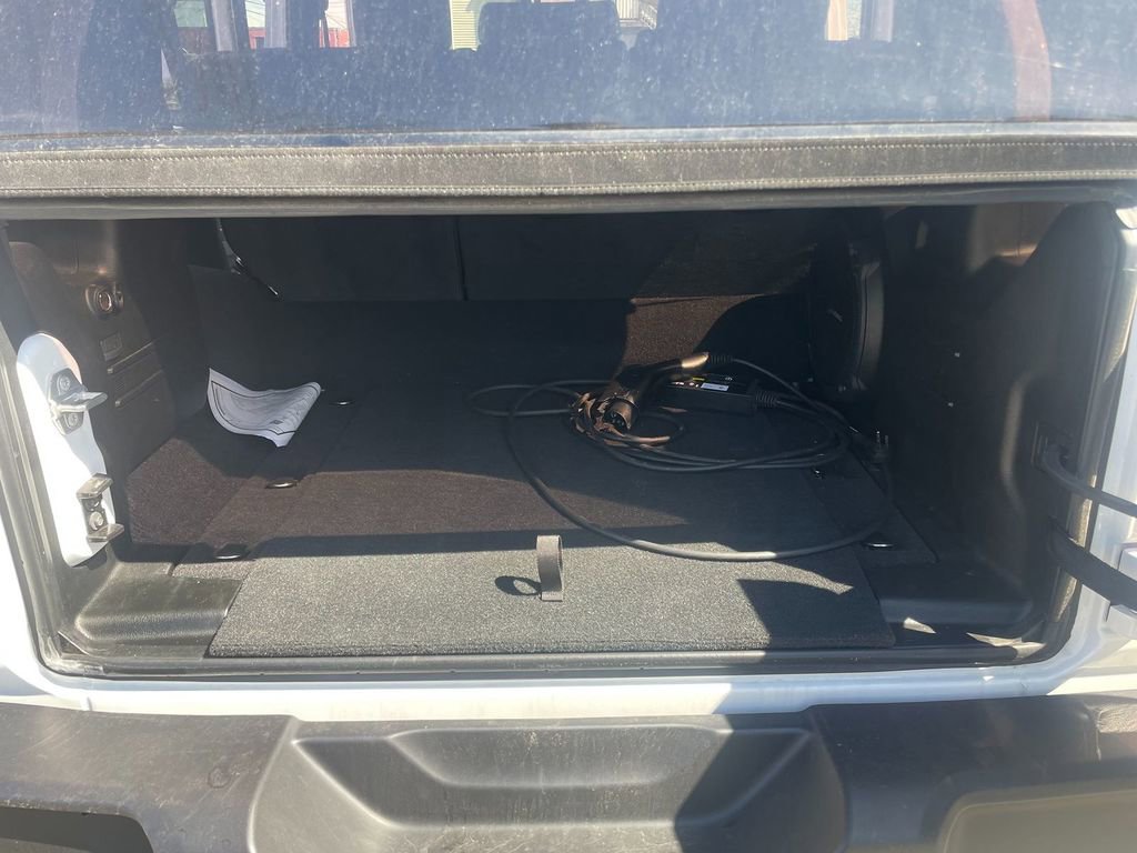 Used 2023 Jeep Wrangler Sahara image 26