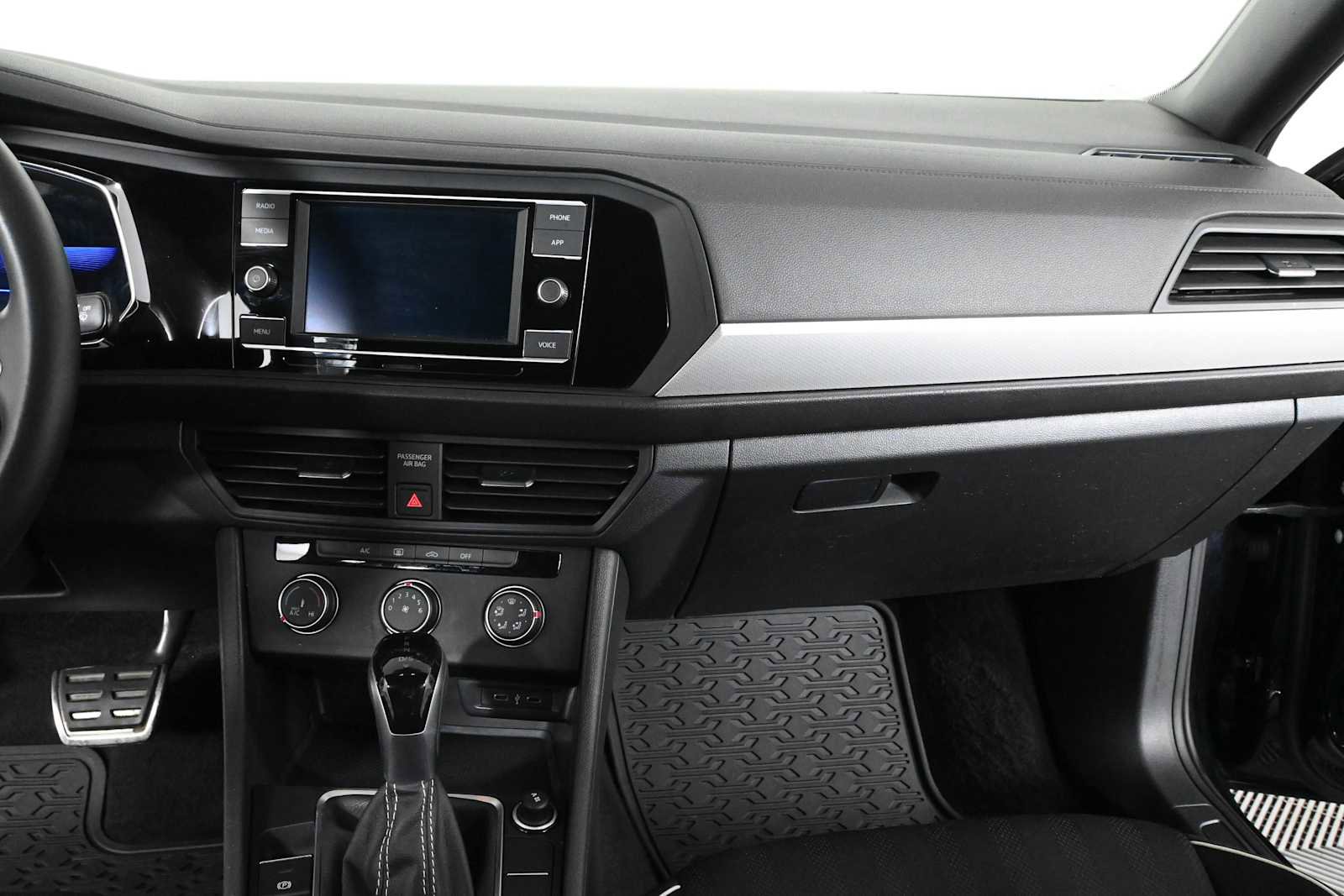 Certified 2023 Volkswagen Jetta Sport FWD image 13