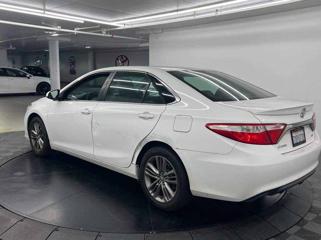 Used 2017 Toyota Camry SE FWD image 5
