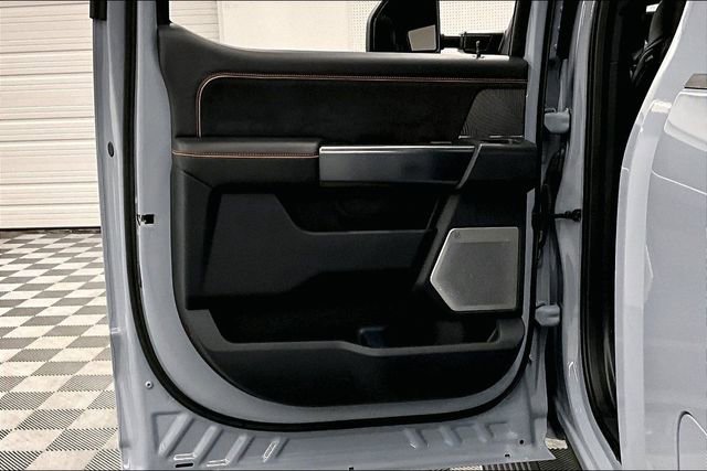 Used 2024 Ford F350 Platinum w/ FX4 Off-Road Package image 22